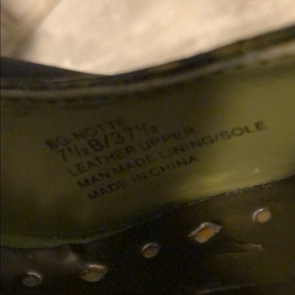 BCBGirls Leather Green Heels - Picture 8 of 8